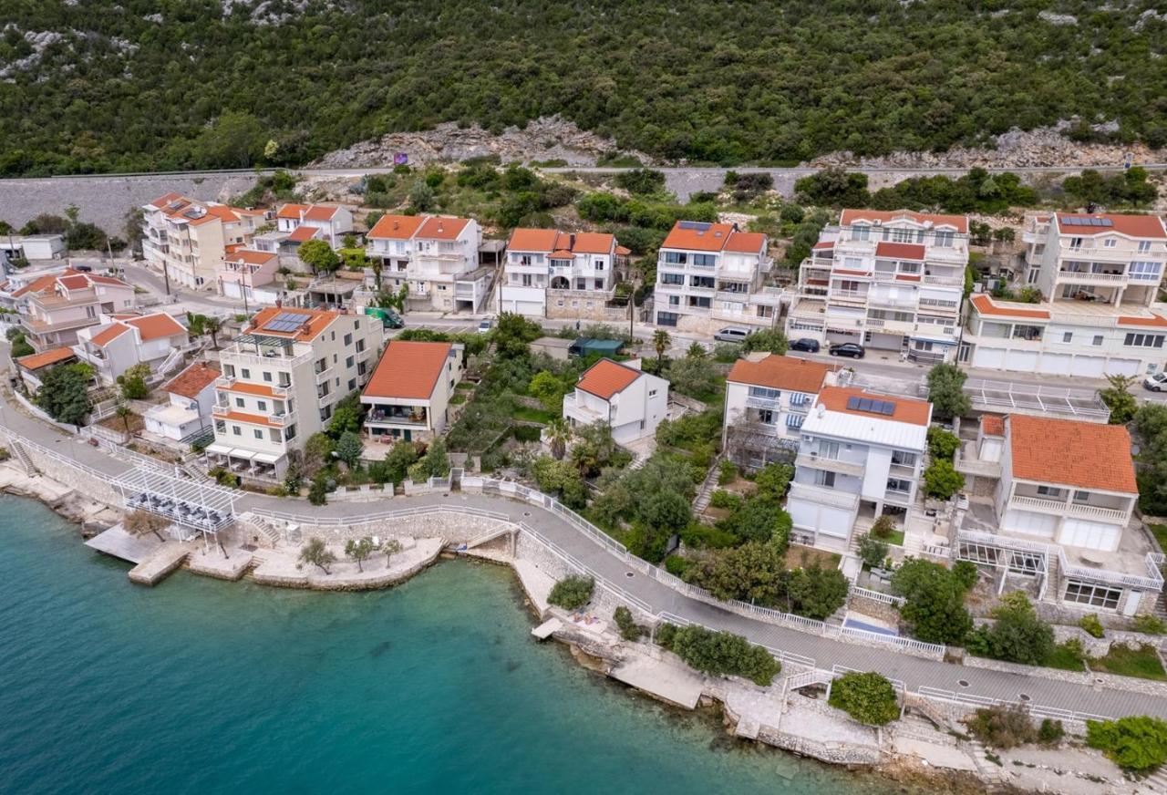 Villa Emina Sa Privatnom Plazom I Parkingom Neum Bagian luar foto