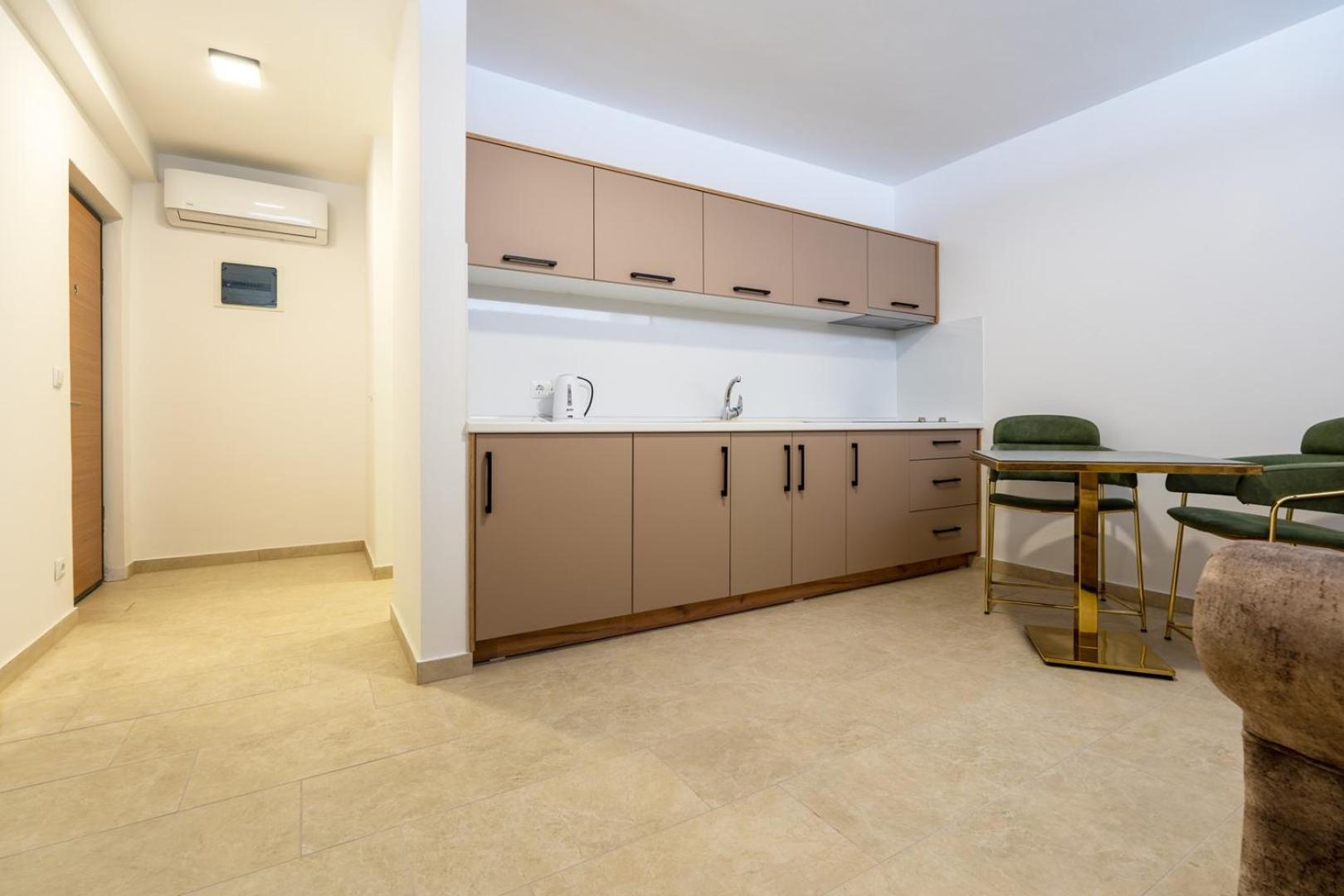 Villa Emina Sa Privatnom Plazom I Parkingom Neum Bagian luar foto